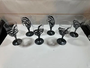 Holloween skeleton Hand Spooky goblet cups - Picture 1 of 6