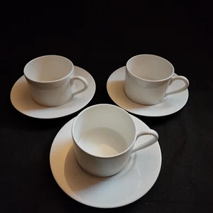 Towle Silversmiths Colonnade White Fine Bone China 6 Piece Set 3 Cups 3 Saucers - Picture 1 of 8