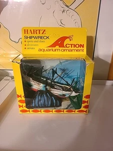 NOS Hartz Shipwreck Action Aquarium Ornament Decoration In Box - Picture 1 of 6