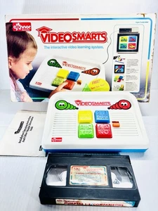 Consola de aprendizaje Connor VideoSmarts interactiva para niños videojuego VCR 1 cinta 1986 - Imagen 1 de 8