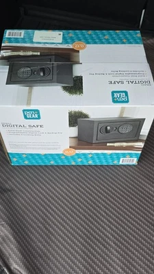 Bolígrafo + Engranaje Caja Fuerte Digital Modelo 17SCM con Cerradura Electrónica y Llave de Respaldo. Foto 1 de 3