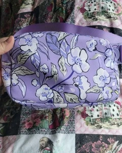 Vera Bradley ~ "Wild Roses Lavender" ~ Mini Belt Bag/Fanny Pack~ NWT - Picture 1 of 3