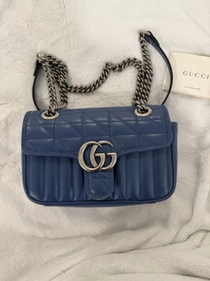 Небольшая стеганая кожаная сумка через плечо Gucci Marmont - Изображение 1 из 4