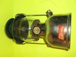 EARLY VINTAGECOLEMAN 202 LANTERN (B STAMPED ON BOTTOM) - Picture 1 of 5