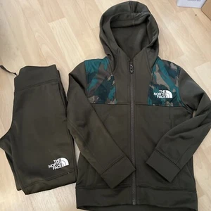 the north face tracksuit boys Xs - Picture 1 of 13