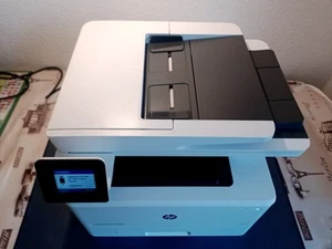 HP LaserJet Pro MFP 4102fdw - como nuevo, WLAN, dúplex, 4 en 1, tóner casi completo - Imagen 1 de 9