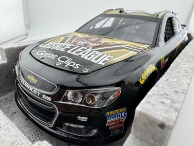 Lionel RCCA Elite Kasey Kahne Grandes Clips Liga de la Justicia Chevy SS NASCAR Foto 1 de 4