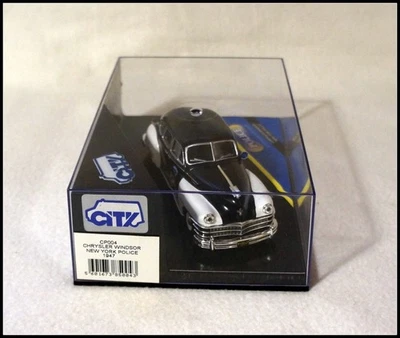 城市 1947 年克莱斯勒温莎纽约市警车展示盒 1: 43 #Z938 — 第 1/4 张图片