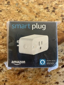 New Amazon Smart Plug Single Socket Works with Alexa White Simple Setup - Picture 1 of 2
