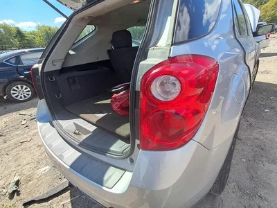 Conjunto de luz trasera derecha usado se adapta a: Chevrolet Equinox 2011 grado derecho A Foto 1 de 4