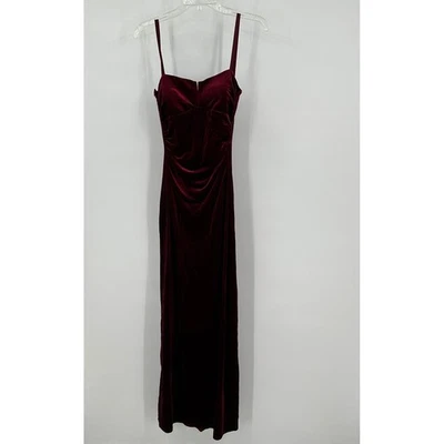 Maxi vestido de terciopelo Jodi Kristopher Whimsigoth Y2K para mujer talla M borgoña bruja Foto 1 de 4