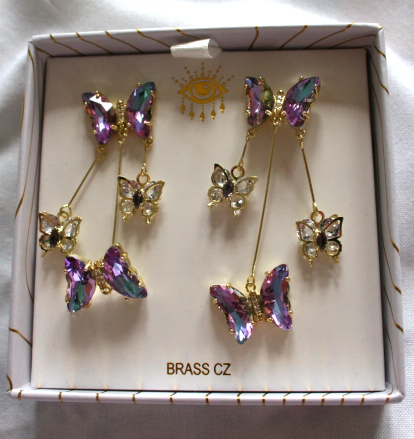 Brincos de corrente de latão e zircônia cúbica roxa pendente borboleta tom dourado novo na caixa. 2,5" - Imagem 1 de 1
