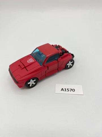 Transformers Earthrise Cliffjumper Incomplete WFC A1570 Cover