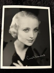 CAROLE LOMBARD - DEZENT UND DOCH ELEGANT .... SIGNIERT...30er JAHRE STUDIO PORTRAIT FOTO - Bild 1 von 1