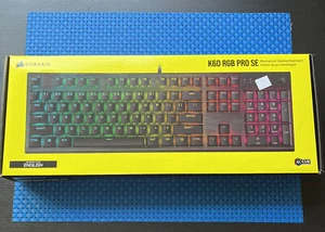 Mechaniczna klawiatura do gier Corsair K60 RGB Pro SE - zastosowanie czarnego światła - Zdjęcie 1 z 4