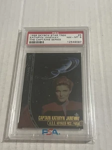 1998 Skybox Star Trek Kathryn Janeway The Captains Series /1200 4/4 PSA 8 Pop 1 - Bild 1 von 2