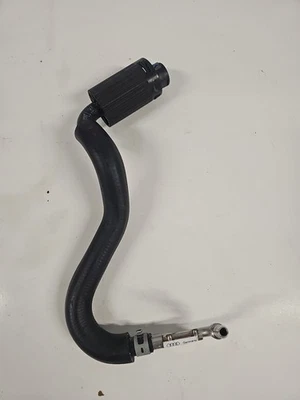 Audi R8 Plus 2019 tuberías de combustible riel de combustible OEM 07L127503AC 07L-127-503-AC.   M2 Foto 1 de 4