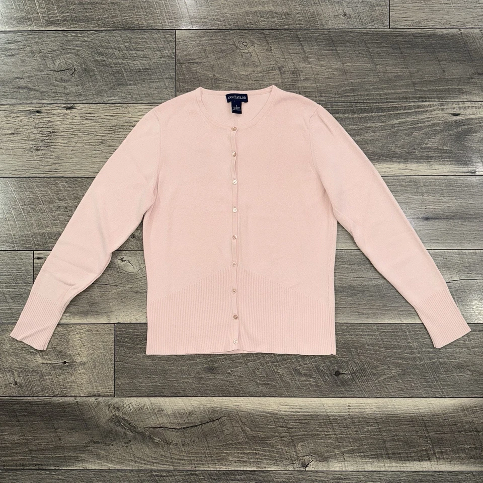 Винтажный Ann Taylor румяна розовый кардиган на пуговицах свет свитер Y2K женщин маленький - Изображение 1 из 4