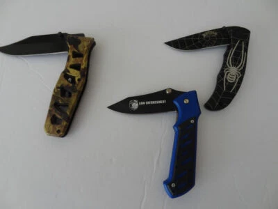 Set of  3 FROST FOLDING POCKET KNIVES Law Enforcement  Spider/Web, & Combat - Image 1 of 4