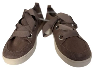 Koolaburra UGG Women’s Size 6 Penley Sneakers Ribbon Lace Ortholite Canvas Shoes - Picture 1 of 7