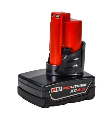 Batería de herramienta inalámbrica de litio roja Milwaukee 48-11-2440 12 voltios XC 4,0 AH  Foto 1 de 2