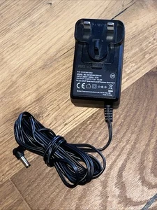 Power Supply For BT Smart Hub 2. 12V, 1.5A, 18W power adapter with a UK plug - Afbeelding 1 van 4