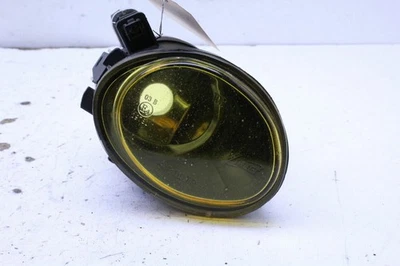 2001-2006 BMW M3 330ci Fog Light Right OEM Used - Изображение 1 из 4