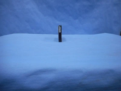 Dell Equallogic 500GB 7.2k 6GB/s 2.5" SAS Hard Drive 2M81V - Image 1 of 3