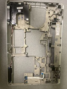 Dell Latitude E6540 Laptop Bottom Base Cover / Speaker XCKCW 0XCKCW AM0V1000603 - Picture 1 of 5