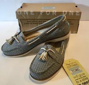 Toms NWT- size 7 womens medium, Chambray Dot Loafer Flats, NIB Quincy - Picture 1 of 5
