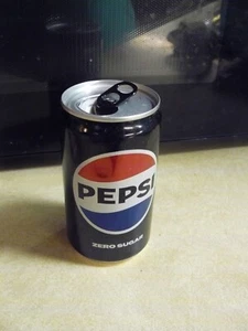 Schwarzer Pepsi 0 Zucker 7,5 Unzen Dose - kleine Dellen - 2024 - Bild 1 von 3