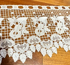 Vintage Lace Edging w/ Guitars, cornucopia and Leaves Off White Cream 10.5" W x - Picture 1 of 3