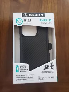 Pelican Shield iPhone 15 Pro 6.1" Case Magsafe Holster & Kickstand, Black - Zdjęcie 1 z 8