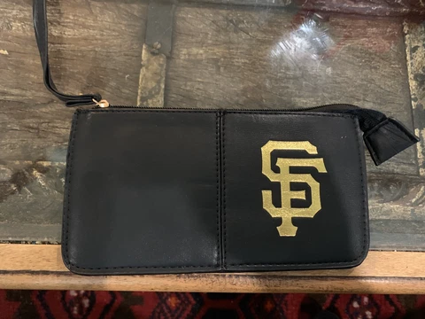 San Francisco Giants MLB Curve Zip Organizer Ladies Wallet Leather NEW NICE Cover