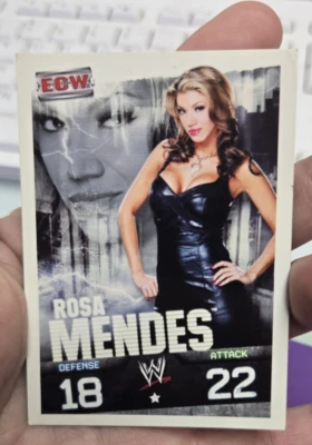 WWE WWF ROSA MENDES 2009 TOPPS SLAM ATTAX JOGO DE CARTAS COLECIONÁVEIS CARTÃO TCG - Imagem 1 de 2