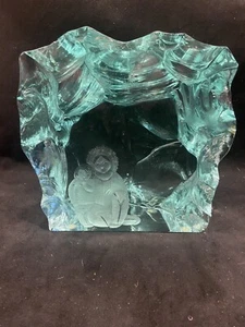 Kosta Boda Vicke Lindstrand Ice Block Sculpture Of An Inuit Mother - Picture 1 of 8