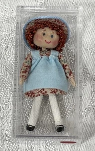 Ann Anderson Miniatures Girl Doll Hand Sculpt Artisan Dollhouse Miniature 1:12 B - Picture 1 of 7