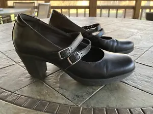 CLARKS Bendables Honorable Womens 6-1/2M Black Leather Mary Jane 2 1/2" Heel EUC - Picture 1 of 4