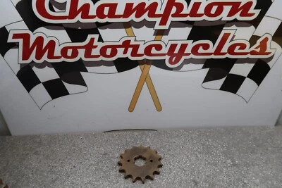 Piñón delantero Honda CB250 CB250n CB360 CM400 CB400 CB450dx CB500t JTF278 15 Foto 1 de 3