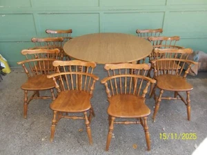 Pair of ETHAN ALLEN 10- 6040 MAPLE Comb Back Chairs - Picture 1 of 19