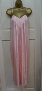 VINTAGE-STIL PFIRSICH STREIFEN SEIDIG GLÄNZEND POLYESTER LANGES NACHTHEMD GR. L 14-16 - Bild 1 von 4