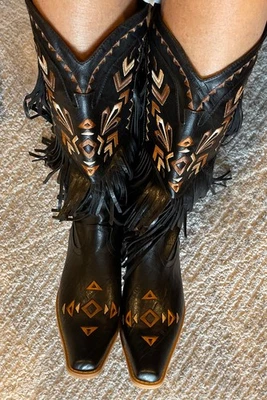 Botín SARAIRIS Western de media pantorrilla, flecos de tacón grueso, denim bordado, 2,75 pulgadas Foto 1 de 3