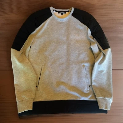 Sudadera acolchada gris Karl Lagerfeld Paris para hombre M | Parche con logotipo cuello redondo Foto 1 de 4