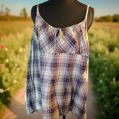 Regata feminina Faded Glory 2X estilo camponês xadrez buraco na fechadura pescoço com gravata - Imagem 1 de 4