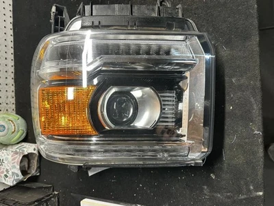 Driver Left Headlight Fits 17-19 SIERRA 2500 PICKUP 2031789 - Image 1 of 4