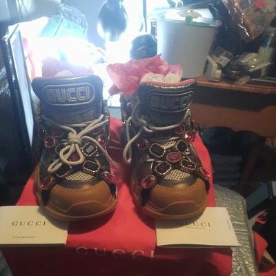 LO ÚLTIMO Gucci Flashtrek Bronce con Cordones de Cristal Bota Entrenador Zapatilla 37.5 EU/7.5 US Foto 1 de 4