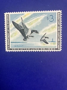 US #RW30 1963 - US Federal Duck Stamp - Mint OG NH - Picture 1 of 2