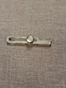 Genuine Singer Seam Guide #161172 Sewing Machine Accessory/Fits Many Models - Picture 1 of 3