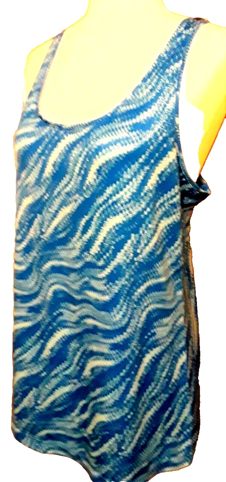 Camiseta deportiva CASCADE Sport Performance speed dri grande para mujer espalda deportiva Foto 1 de 4