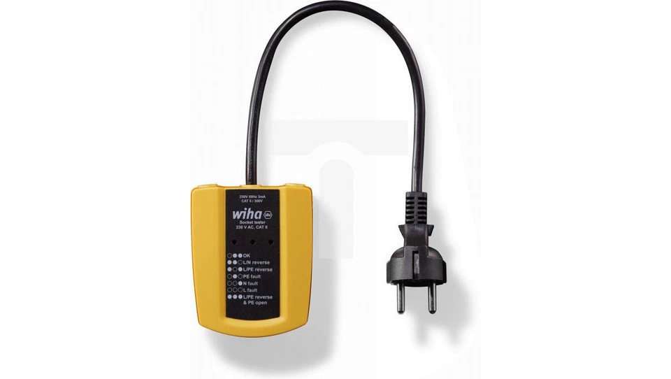 230 V AC power socket tester, CAT II 45220 /T2UK - Image 1 of 1